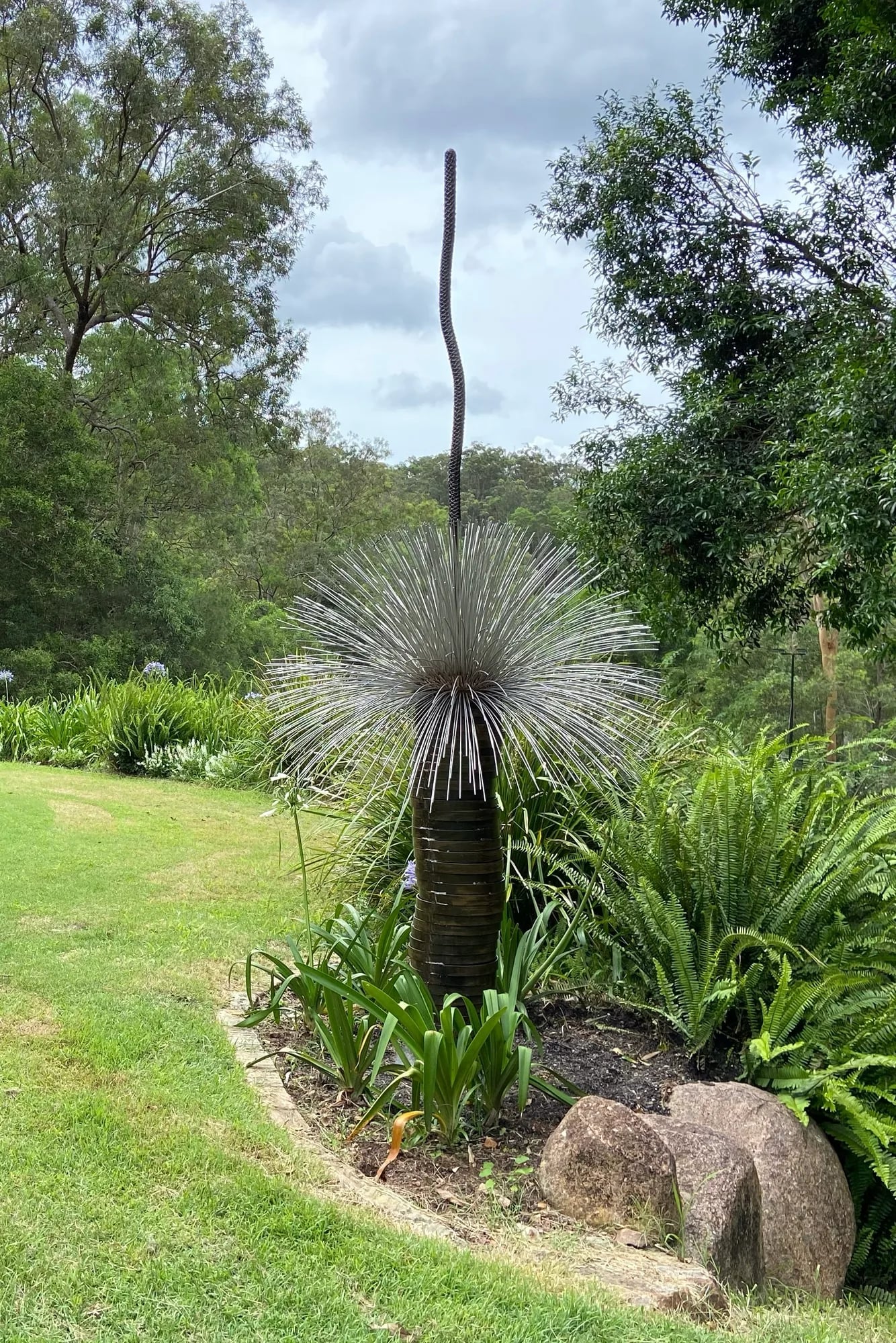 Grass Tree — steel sculpture by Thomas Pall